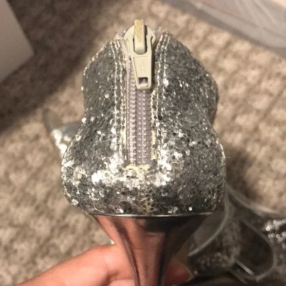 🐝 Genuine Leather Aldo Cut Out Crazed Silver Sparkle Heals - Picture 10 of 10